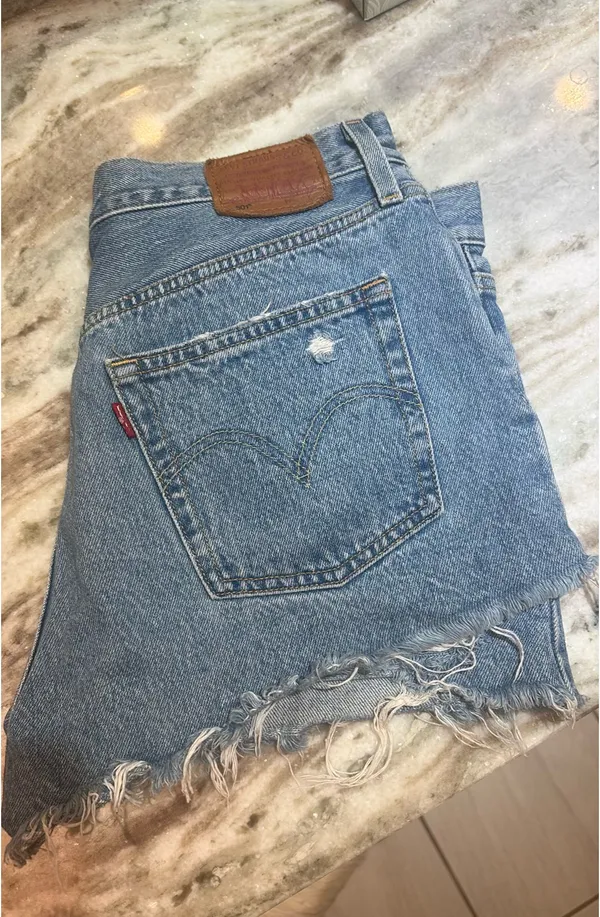 Levi’s 501 Shorts - Image 2