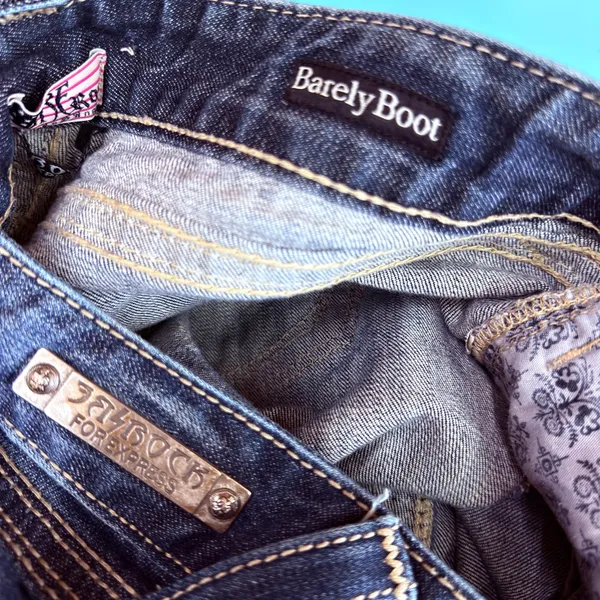 Be Rock by Express Women's Barely Boot Bootcut Jeans Size 6S - Image 7