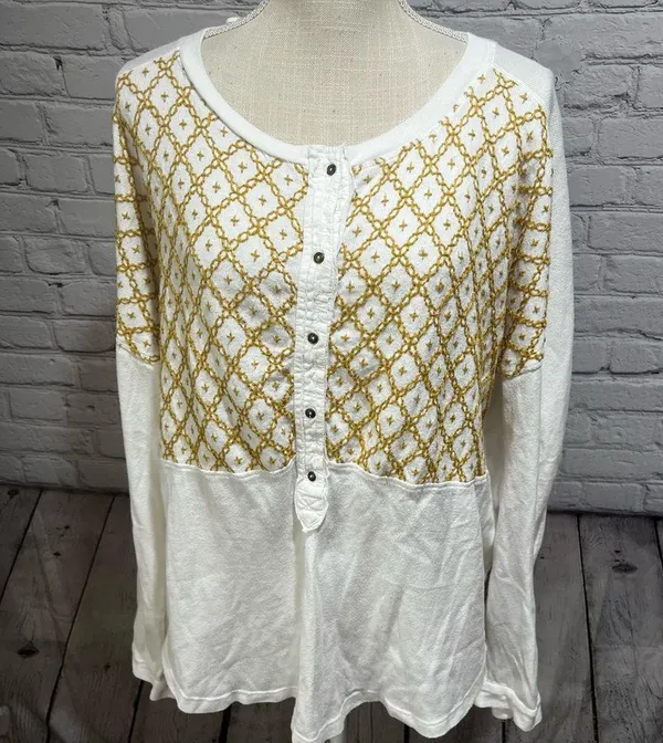 - We the free- Free spirit top size medium - Image 3