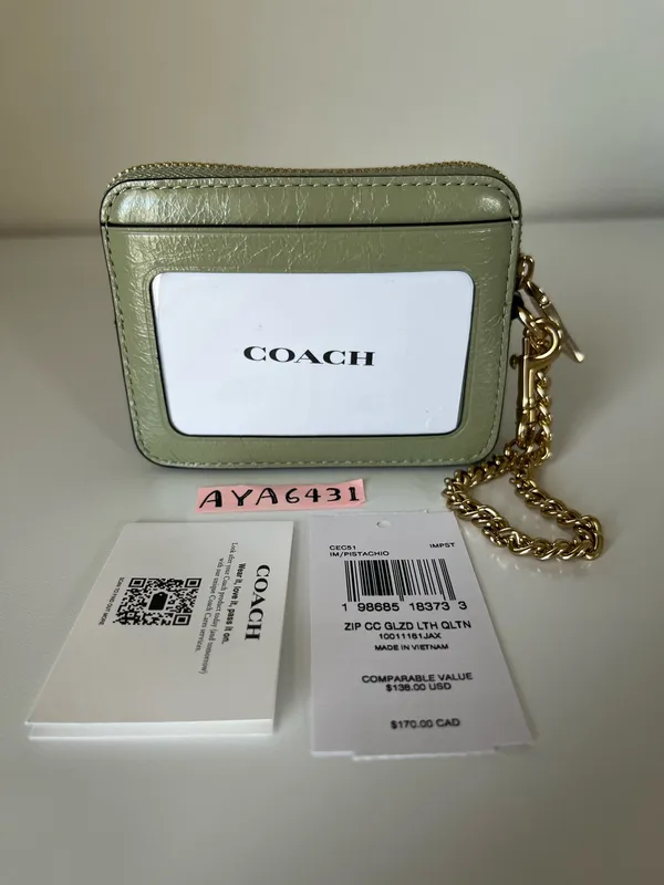 Coach Zip Card Case With Quilting  - Image 2