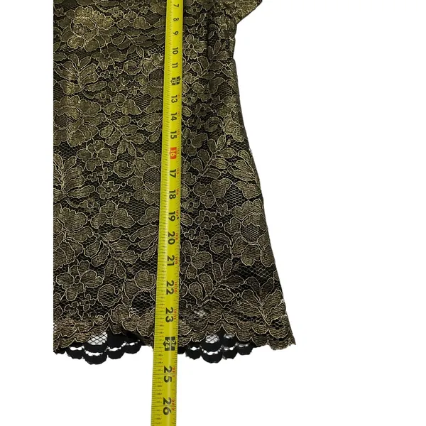 Banana Republic Women Size Small Lace Black Metallic Gold Shirt Top (17-693) - Image 7