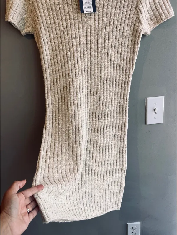 Cream Bodycon Sweater Dress Medium Minimalist Fall/Winter - Image 6