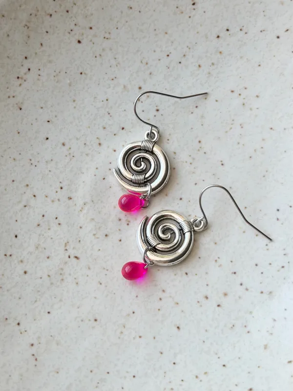 Handmade fairy whimsical boho style swirl spiral dangle earrings ⭐️🍃🌀 - Image 4