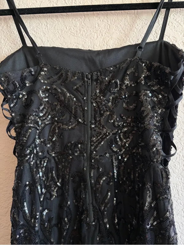 Elegant Black Sequin Embellished Evening Gown with‎ Spaghetti Straps - Image 5