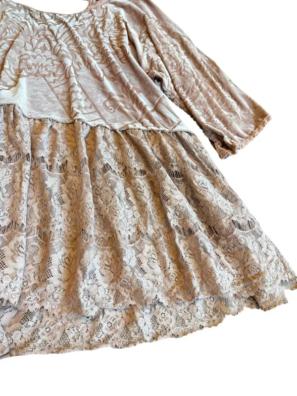 Free People Burnout Top Shirt Pink Blouse Crushed Velvet Flowy Tiered Size Small - Image 3