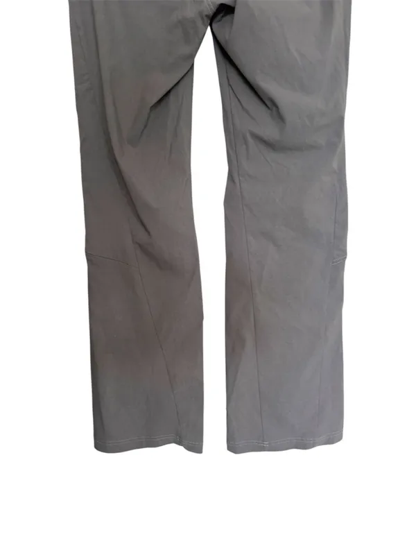 Athleta Gray Hiking Pants size 10 - Image 5