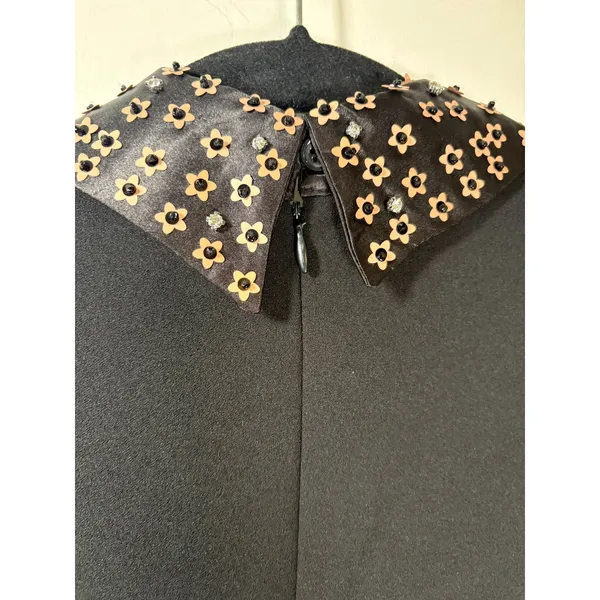Betsey Johnson NWT Shift Dress Black Floral Embellished Collar Classic Size 4 - Image 5
