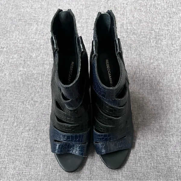 Rebecca Minkoff Sonny Embossed Peep Toe Wedge Booties Size 9 Navy Blue Black - Image 4