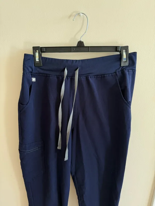 FIGS Zamora Jogger Scrub Pants - Image 2