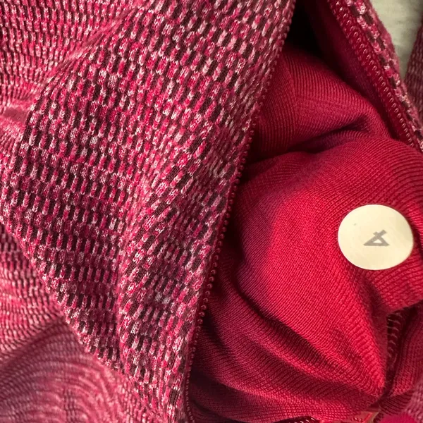 75. Lululemon runderful sz 4 1/2 zip mini check pique bordeaux drama heather - Image 6