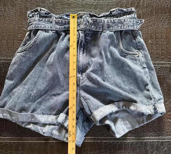 H&M Womens Cuffed Blue Jean Shorts Paperbag High Rise Elastic Waist Tie Belt 14 - Image 4