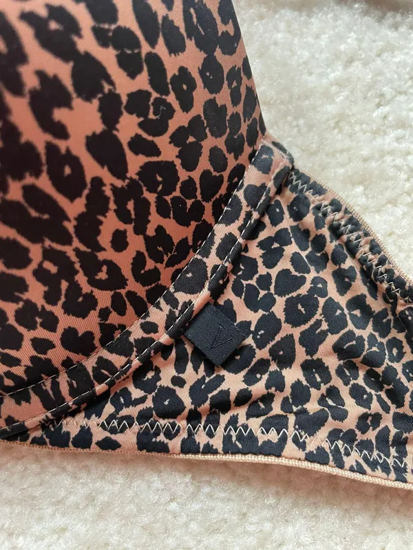 Victoria's Secret Push-up Bra - Image 3