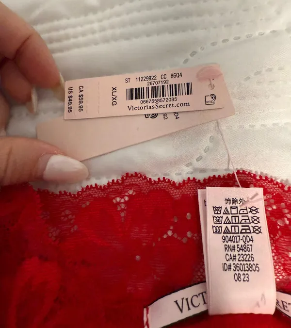 Victoria's Secret NWT Lace Red Tank Top - Image 3