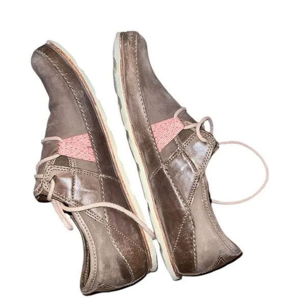 Chaco Brown and Pink Leather Casual Shoes Size 9.5 - Image 3