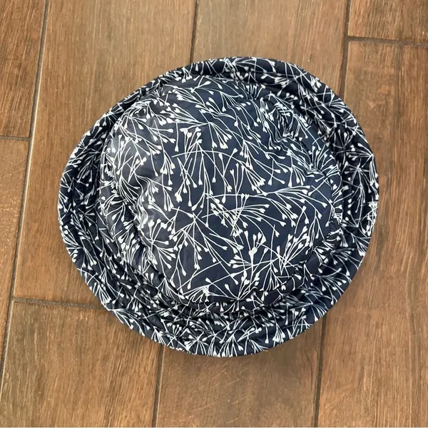 LL Bean Blue and White Faux Fur Lined Bucket Hat with Botanical Print size L-XL - Image 4