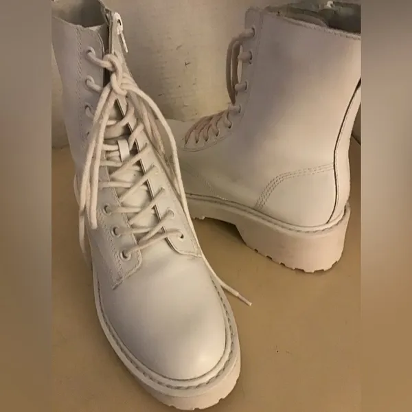 Steve Madden women white leather combat Tornado boots size 6.5 - Image 9