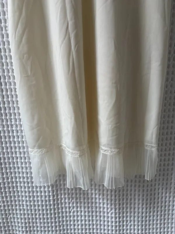 Vintage ivory slip dress lace ruffle demure fairycore retro small READ - Image 3