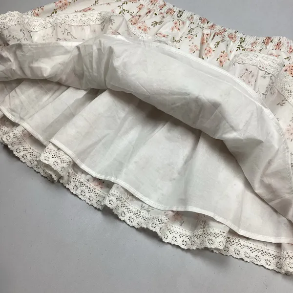Altar’d State Cotton Layered Ditsy Floral Elastic Waist Mini Skirt Medium NWOT - Image 4