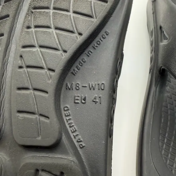 OOFOS Adults' OOriginal Recovery Black Flip‎ Flop Sandals Men’s 8 / Women’s 10 - Image 2