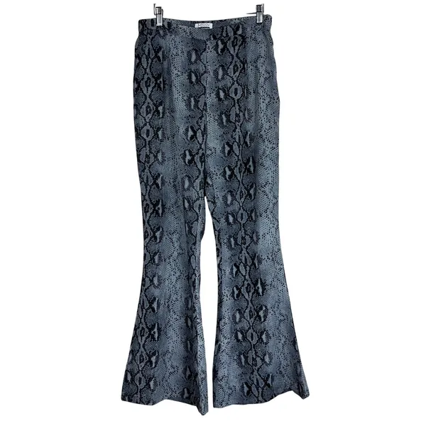Missy Empire Snakeskin Print Bell Bottom Flare Pants Grey Goth Edgy Size 14 - Image 2