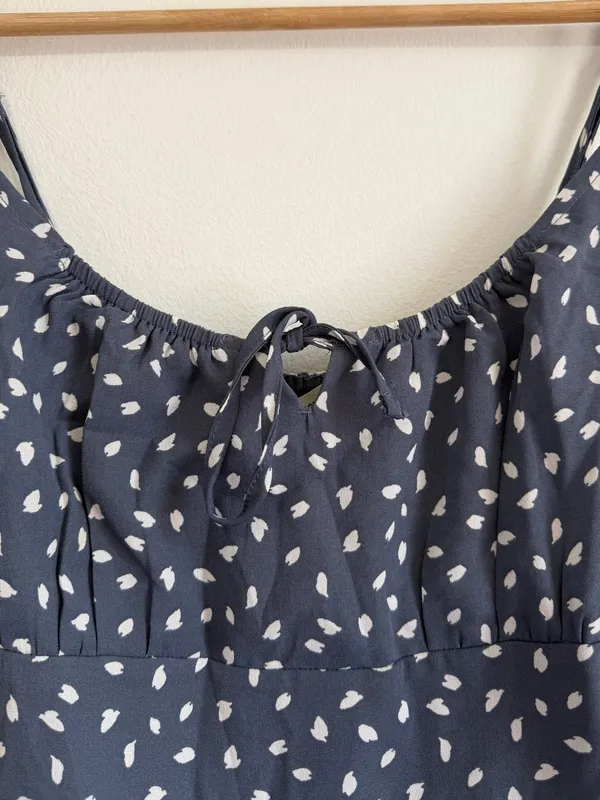 Abercrombie & Fitch Mini Polka Dot Dress Size Small Gray White - Image 4