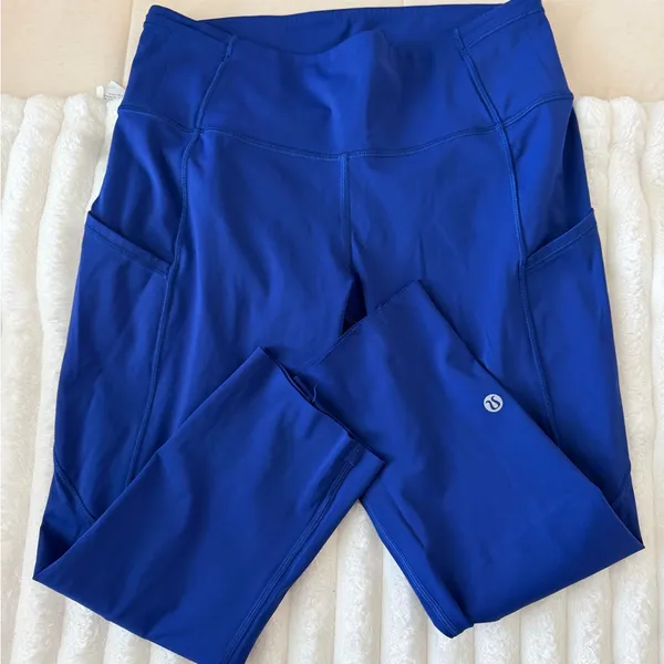 Lululemon Cropped Leggings - Image 8