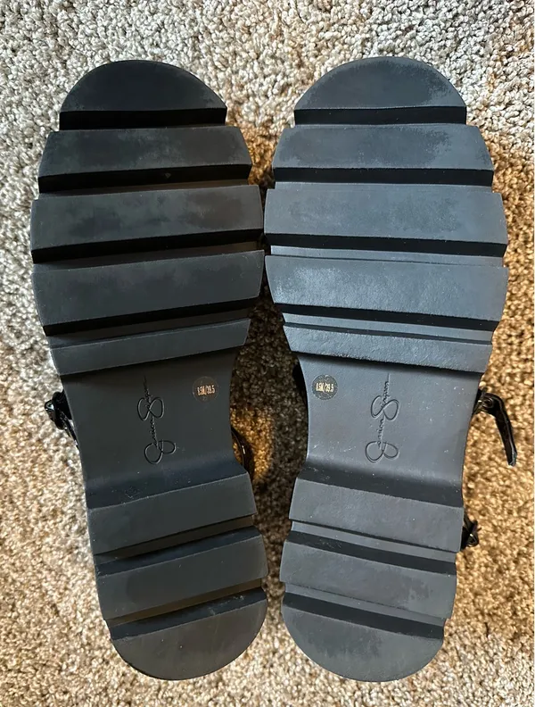 Jessica Simpson Heels Black Platform - Image 3
