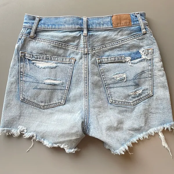 American Eagle Ripped Highest Rise 90s Boyfriend Short Next Level Stretch - Image 3