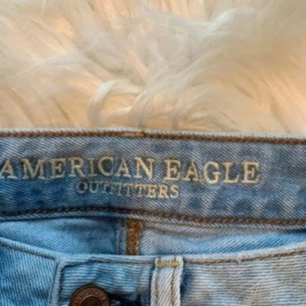 American Eagle Women's Size 2 Denim Mini Skirt Cut Off Light Wash Distressed - Image 7