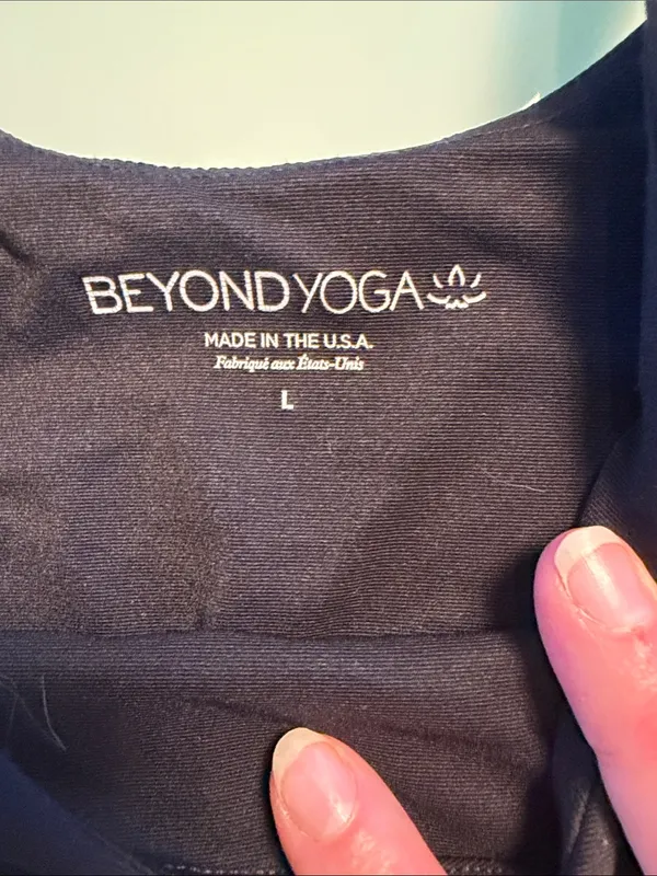 Beyond Yoga Black Speckle Crop Tank size large - Image 6