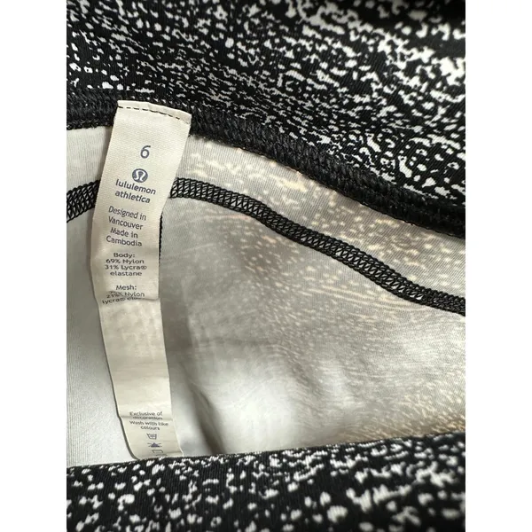 Lululemon Pace Perfect Air Time White Black 7/8 Tight‎ Leggings Women's Size 6 - Image 6