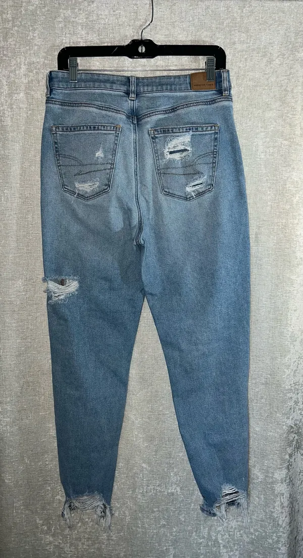 American Eagle Jeans - Image 3