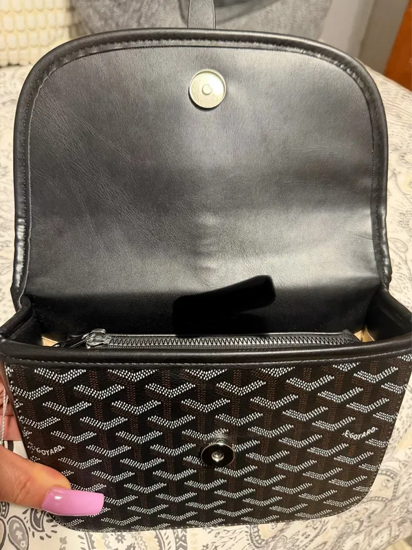Black chevron crossbody bag - Image 5