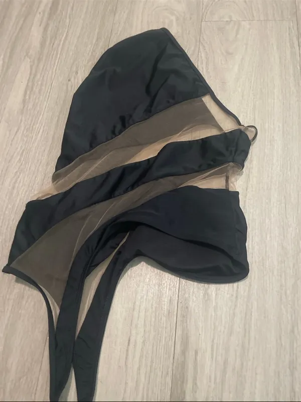 Black One - Image 2