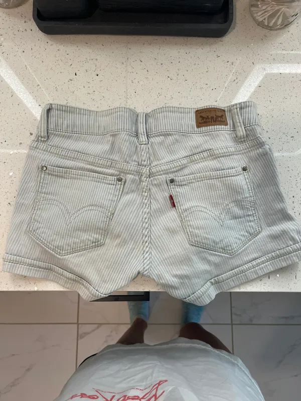 Levi's Shorty Short Denim - Image 2