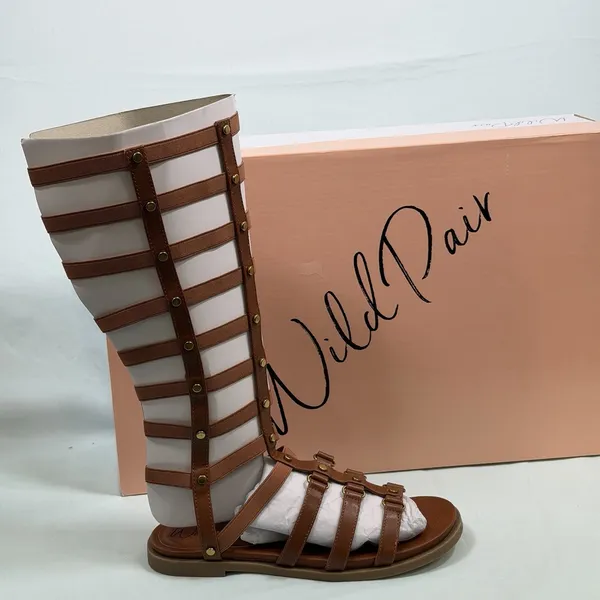 Wild‎ Pair Size-6.5M Romikaa Knee High Gladiator Sandals Brown Faux Leather - Image 2