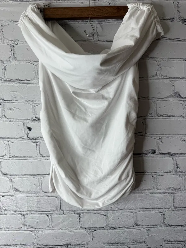 Abercrombie and fitch Women’s White Off-Shoulder Drape Top - Image 3