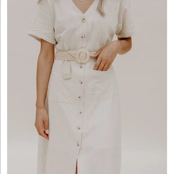 ✨HP✨Bridget Belted Dress✨ White Size L - Image 5