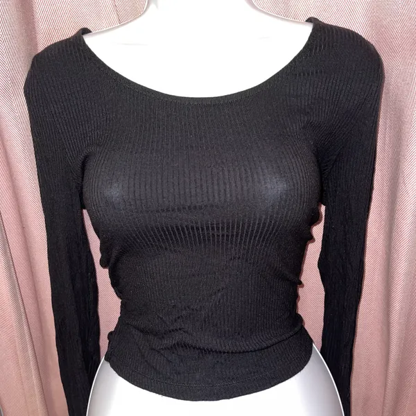 Long Sleeve Side Cut Out Top Black Size L - Image 2