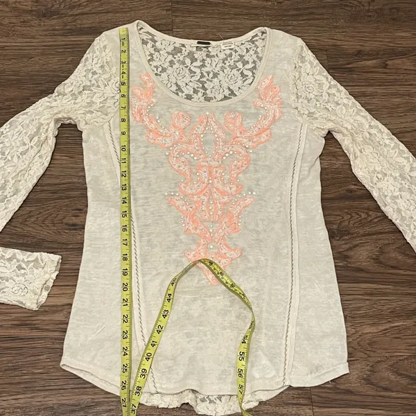 Sheer Long Lace Sleeve Blouse Cream With Coral Applique On Front Size L - Image 10