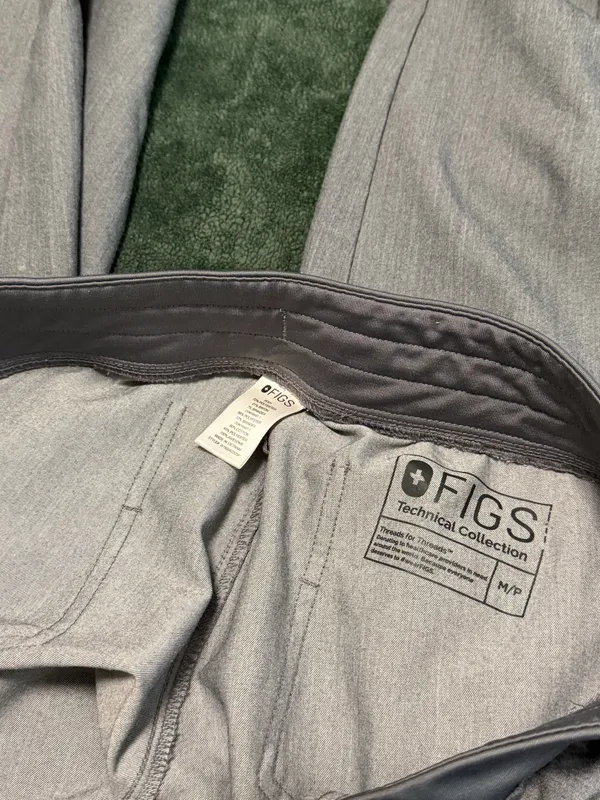 FIGS Scrub Jogger Pants - Image 3