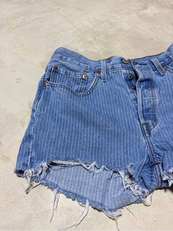 Levi's 501 Distressed striped Denim Shorts blue 30 - Image 2