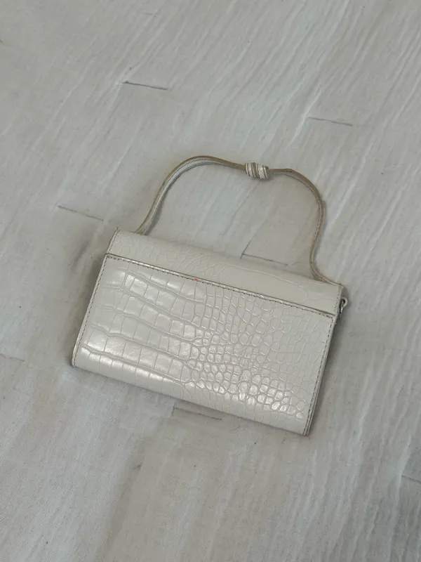 Princess Polly Hand Purse - Image 2