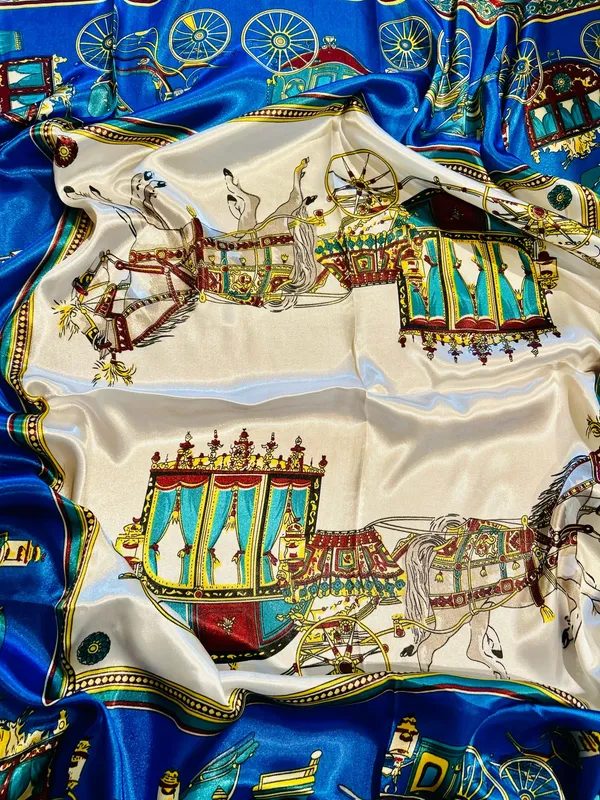 VINTAGE EQUESTRIAN horse&carriage ROYAL BLUE silky SCARF 35’/35’ inches - Image 9