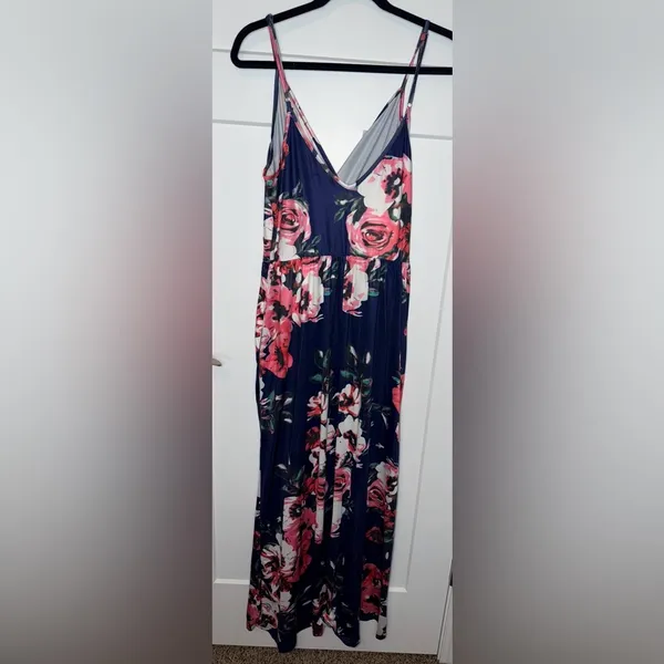 Navy Floral Spaghetti Strap Flowy Maxi Dress - Image 2
