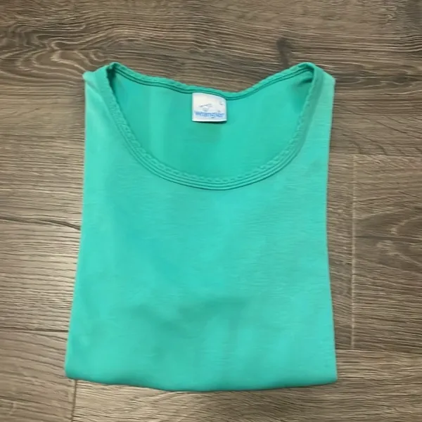 Vintage Wrangler Women's Light Green Scoop Neck Short Sleeve Tee Size M/L - Image 5