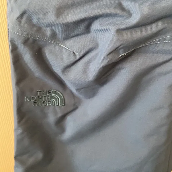 The North Face Hyvent Ski Pents For Women Size Xs Inseam 30”Waist 28”Adjustable - Image 3