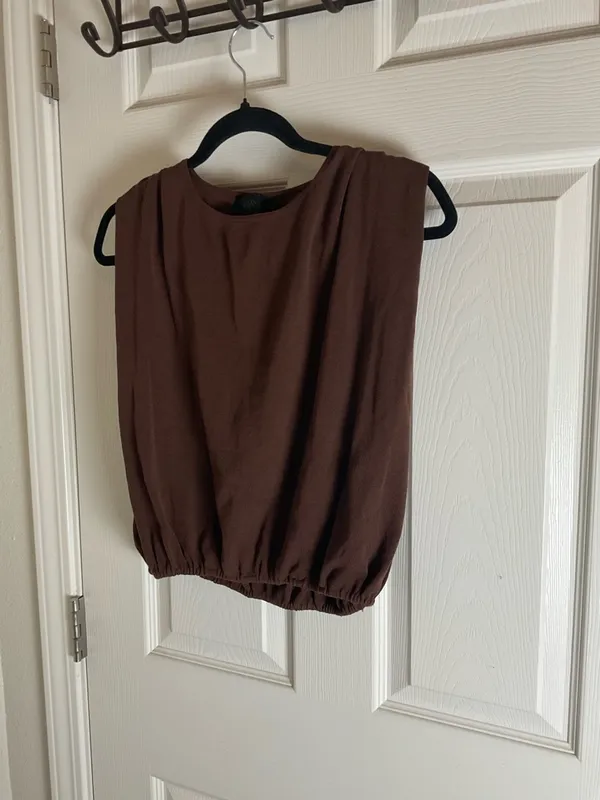 Zara Woman’s Brown Sleeveless Elastic-Hem Women's Top size Medium - Image 2