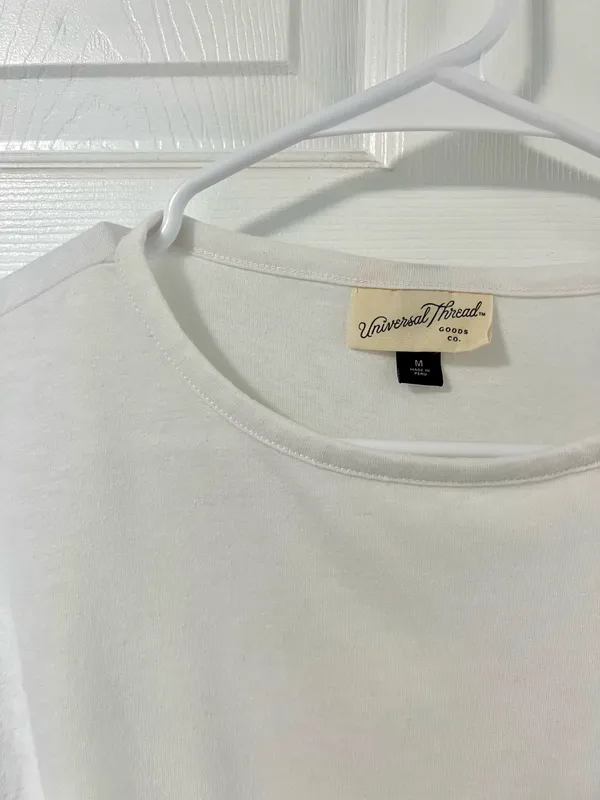 Universal Threads T-Shirt Bodysuit - Image 4