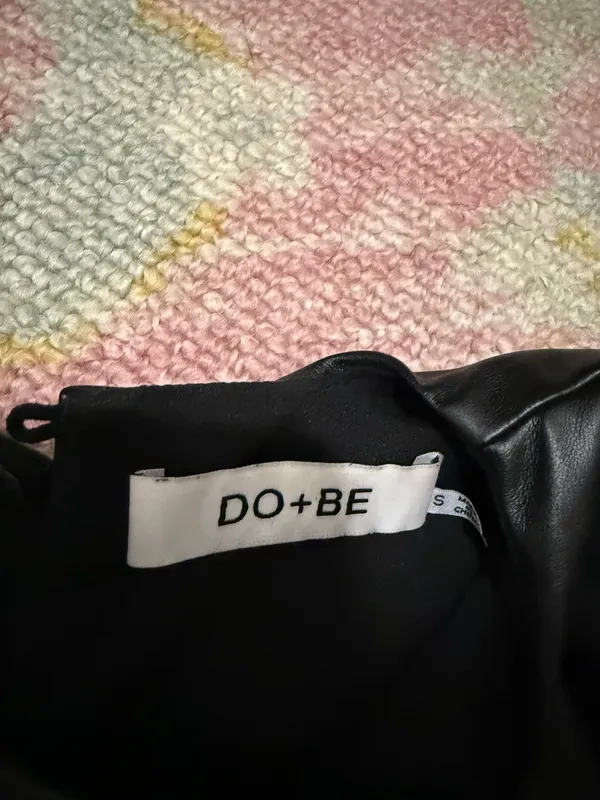 DO+BE Black Leather Sleeveless Mini Dresz - Image 4